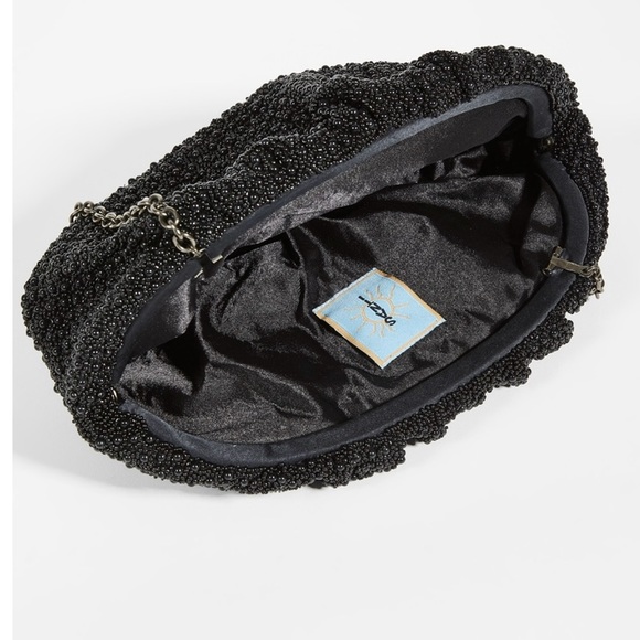 Santi Oversized Black Clutch-Be Fancy & Classic - Picture 5 of 10